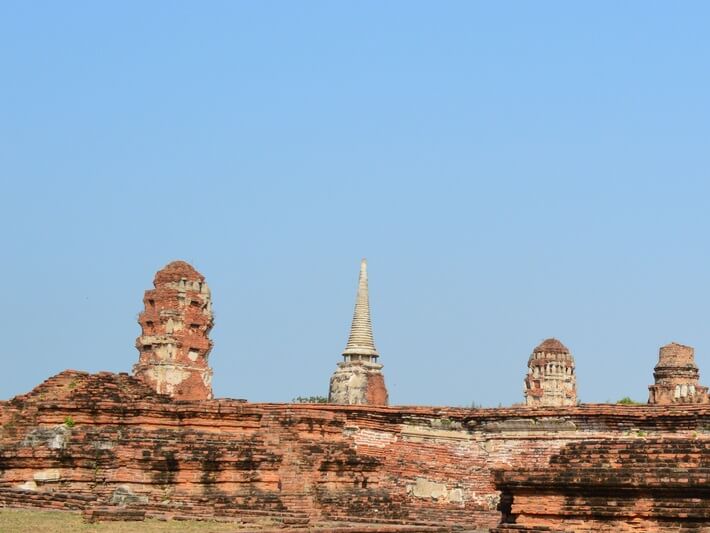 Ruínas em Wat Mahathat