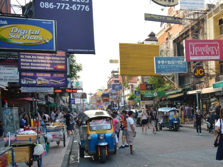 Khao San Road: a rua mais famosa de Bangkok
