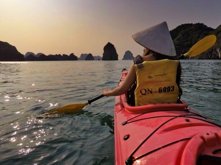 caiaque em halong